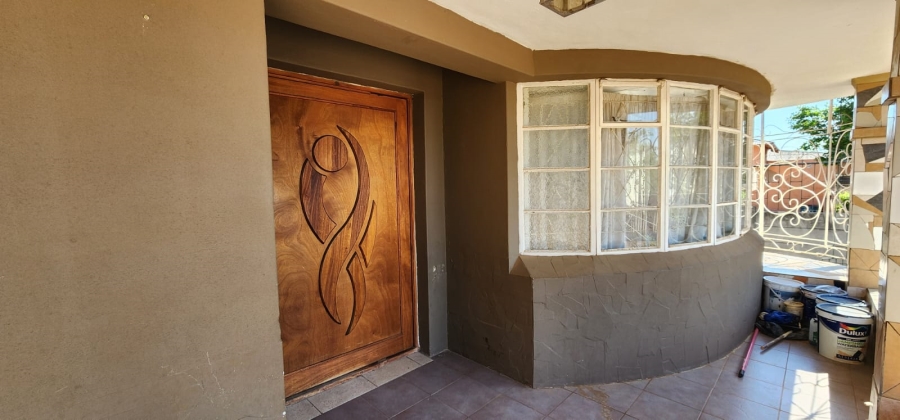 4 Bedroom Property for Sale in Elandia North West